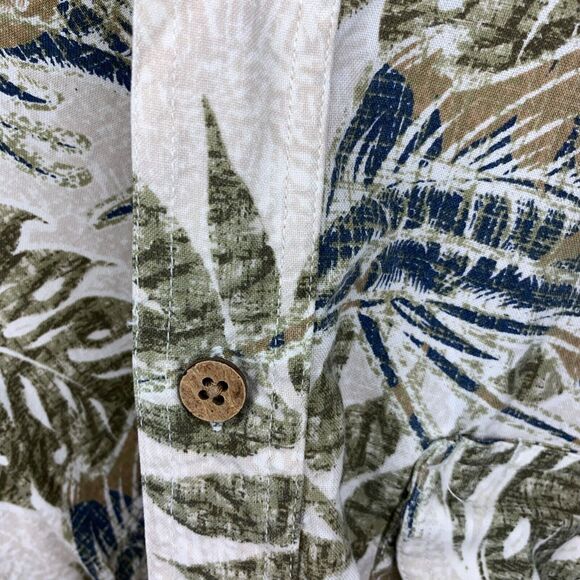 Reel Legends Performance clothing Shirt Mens XXL hawaiian short sleeve - Picture 8 of 9